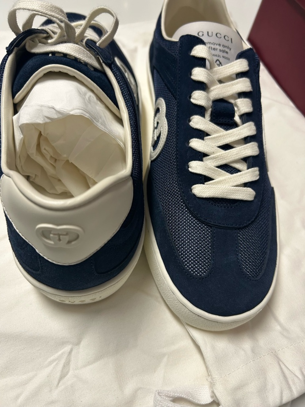 **AUTHENTIC** Gucci men’s sneakers w/box, dust bags, and extra laces!! - Picture 8 of 11